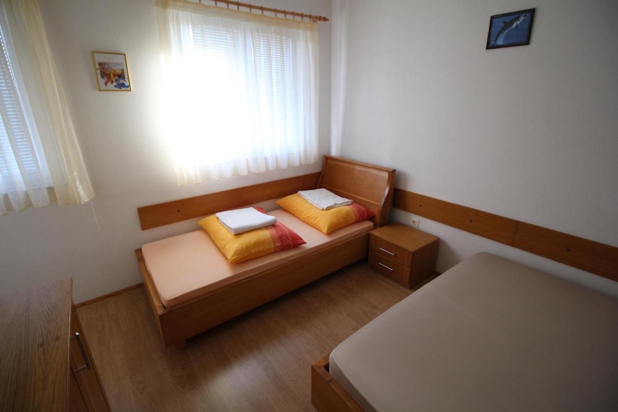 Apartments Helena Zadar Vrsi Exterior photo