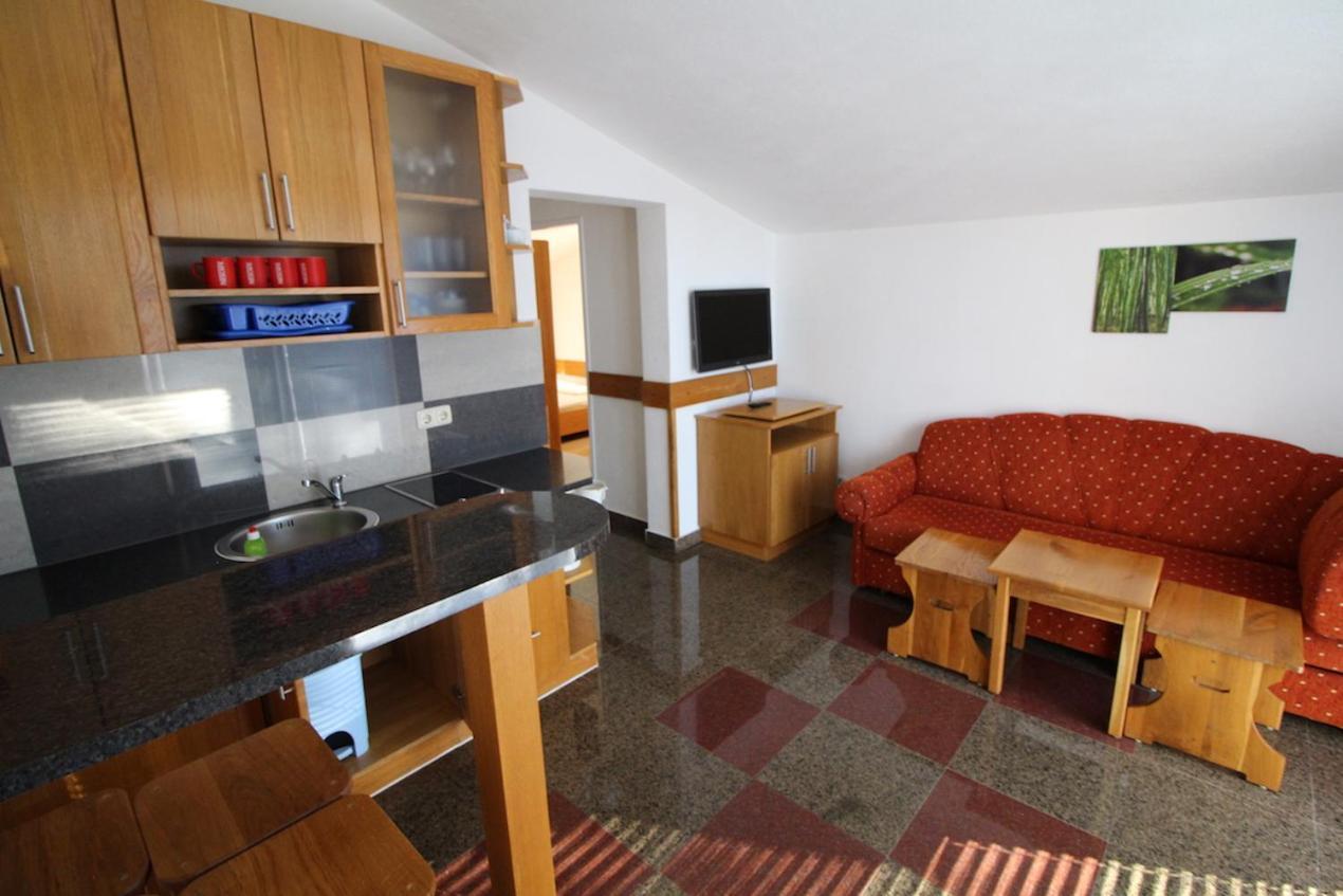 Apartments Helena Zadar Vrsi Exterior photo
